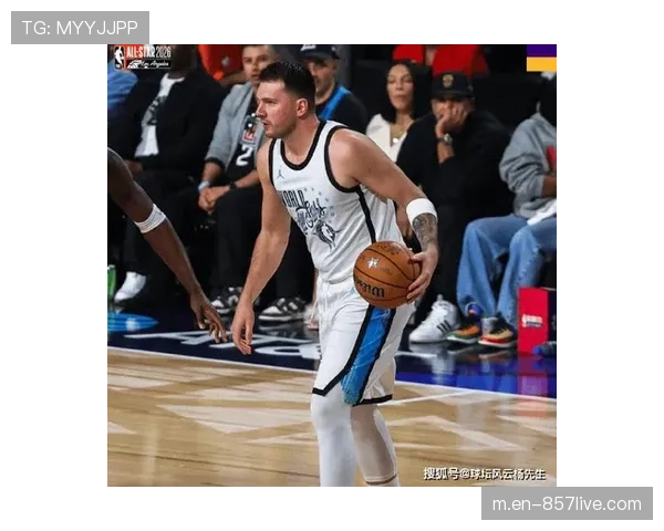 巴恩斯加时三分绝杀世界队 星辰队惊险开门红